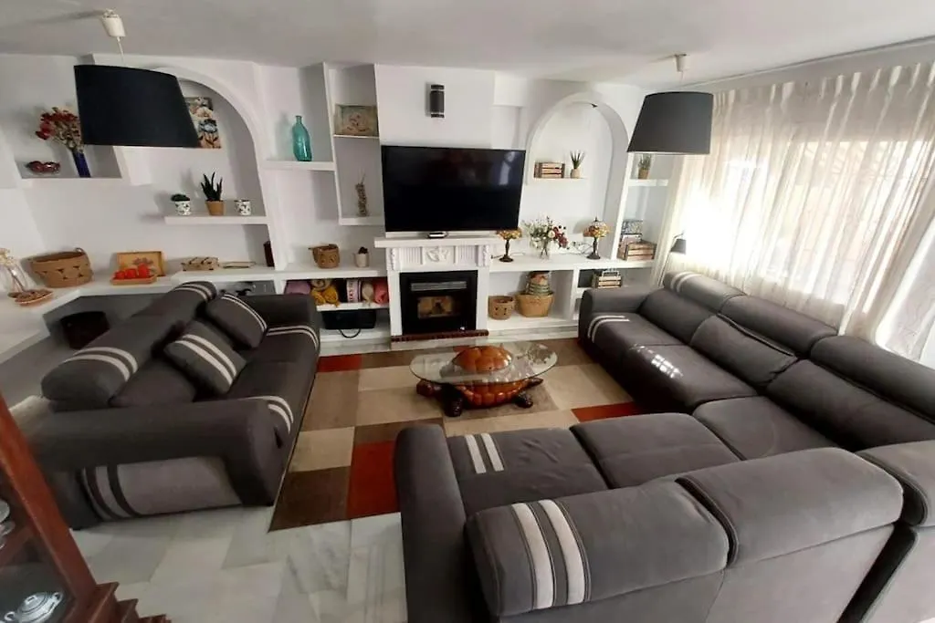 Malaga Casa Grande Familiar Villa